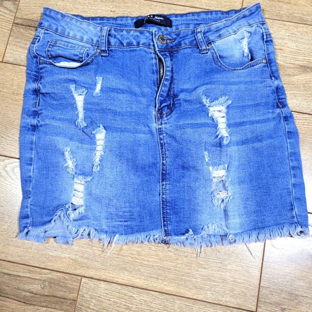 Wax Jean Distressed skirt